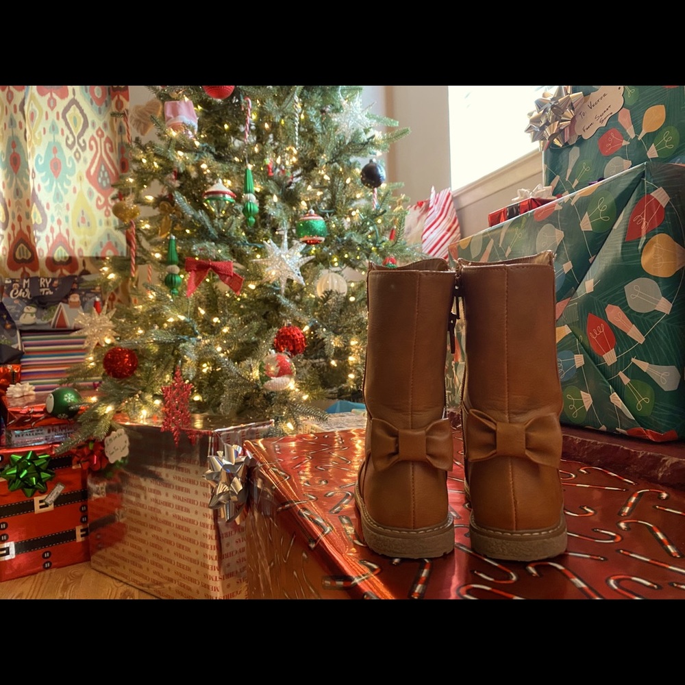 Cat & Jack mid calf bow boots